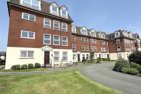 Glengarry, East Beach, Lytham 2 bed apartment for sale