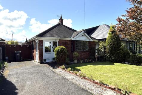 Mythop Road, Lytham 2 bed detached bungalow for sale