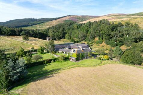 Innerleithen, Scottish Borders 4 bed detached house for sale