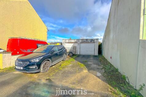 High Street, Cilgerran Garage for sale