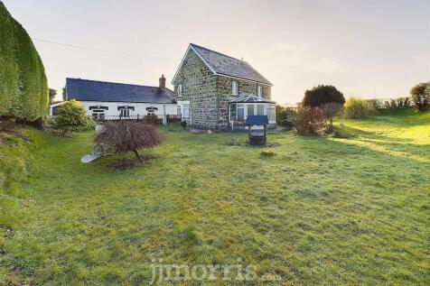 Blaenporth, Cardigan 5 bed cottage for sale