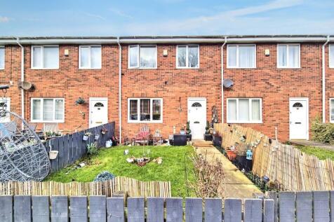 Store Terrace, Easington Lane... 3 bed terraced house for sale