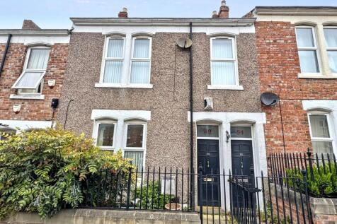 Hyde Park Street, Bensham, Gateshead... 2 bed ground floor flat for sale