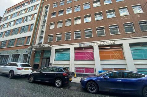 Studio flat for sale