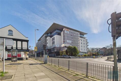 Albert Road, Plymouth, Devon, PL2 1DJ 1 bed apartment for sale