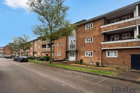 Gauntlett Court, Wembley, Wembley... 2 bed flat for sale