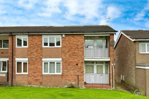 York Close, Clayton Le Moors... 2 bed apartment for sale