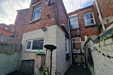 City Road, Liverpool, Merseyside, L4 5TF 2 bed terraced house for sale