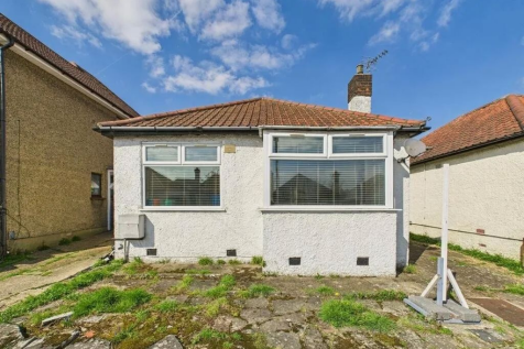 Eton Avenue, Wembley, Middlesex, HA0 3AZ 2 bed detached bungalow for sale