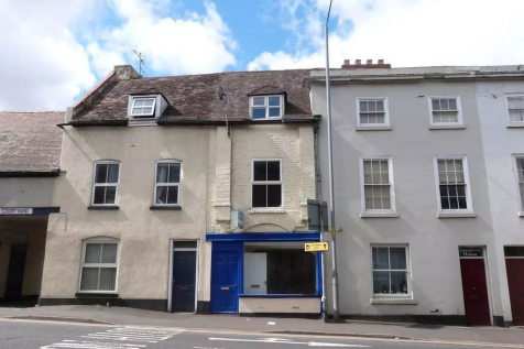 London Road, Worcester WR5 3 bed terraced house for sale