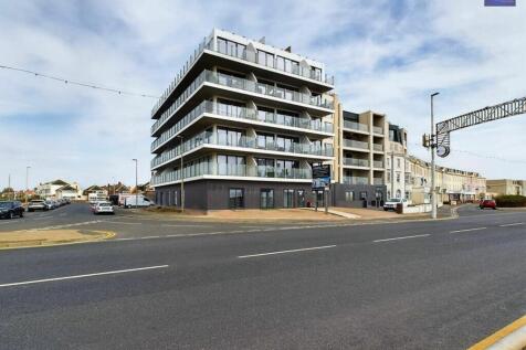 New South Promenade, Blackpool, FY4 2 bed apartment for sale