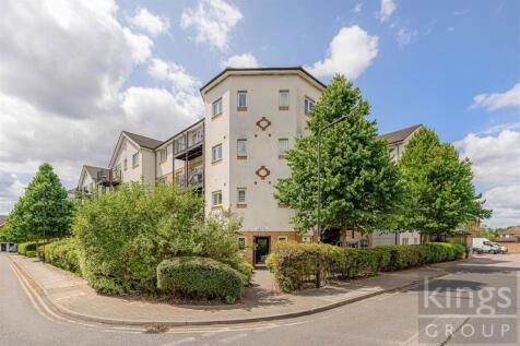 Enstone Road, Enfield, Enfield, EN3 7WL 2 bed apartment for sale