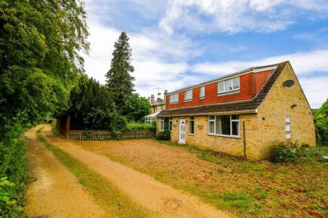 Lincoln Rd, Deeping Gate... 4 bed detached house for sale