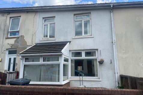 Cwmcelyn Road, Abertillery NP13 3 bed terraced house for sale