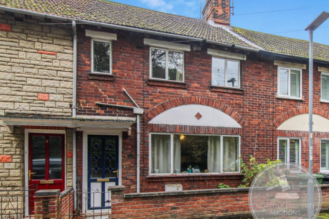Beech Road, King's Lynn, Norfolk... 3 bed end of terrace house for sale