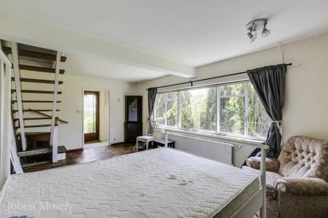 The Grove, Biggin Hill, Westerham... 4 bed chalet for sale