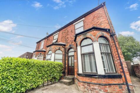 Knowsley Road, Ormskirk, Lancashire... 6 bed semi