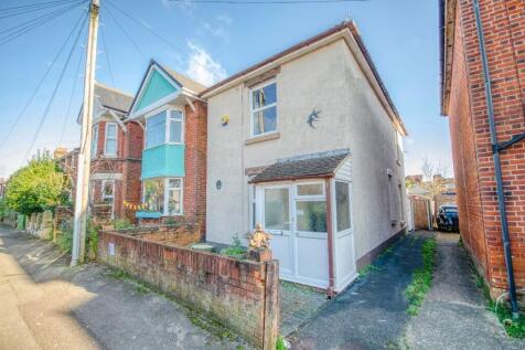 Macnaghten Road, Southampton... 2 bed detached house for sale