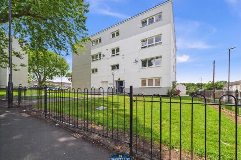 Raphael Close, Whoberley, Coventry... 2 bed flat for sale