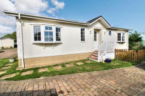 2 bedroom park home for sale