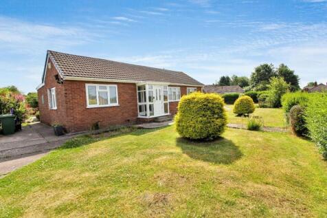 Upper Pool Hill, Dawley, Telford... 4 bed detached bungalow for sale
