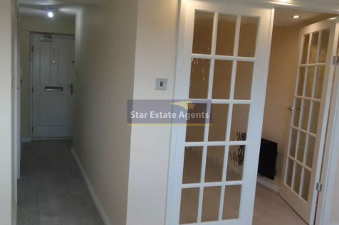 Gurnell Grove, London, Middlesex, W13... 1 bed apartment for sale