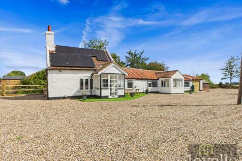 Main Road, Saltfleetby, Louth... 2 bed detached house for sale