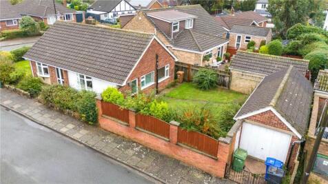 Pelham Avenue, Grimsby, Lincolnshire... 2 bed detached bungalow for sale