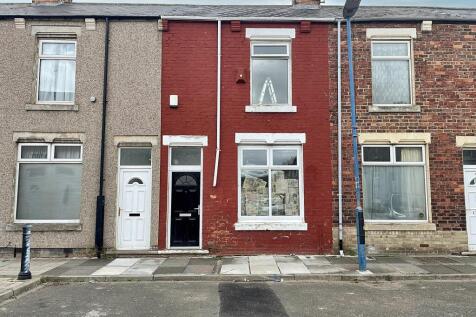 Mapleton Road, Hartlepool TS24 2 bed terraced house for sale