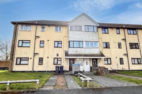 3 bedroom flat for sale