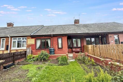 Coronation Cottages, Shotton... 1 bed bungalow for sale