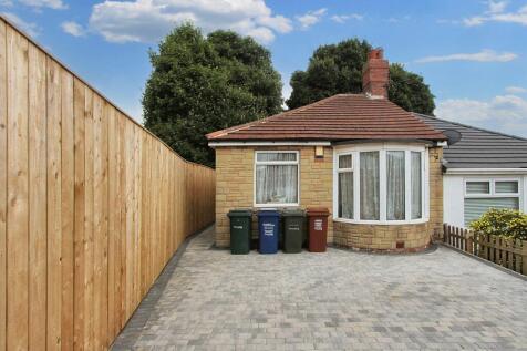 Springhill Gardens, Condercum Park... 3 bed bungalow for sale