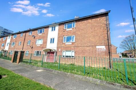 Brigham Avenue, Montagu Estate... 2 bed flat for sale