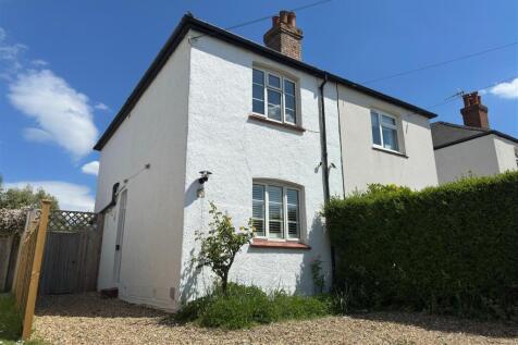 2 bedroom semi-detached house for sale