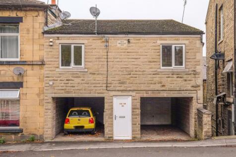 Briggate, Elland 4 bed apartment for sale