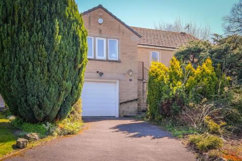 Spenfield Court, Liversedge 2 bed detached house for sale