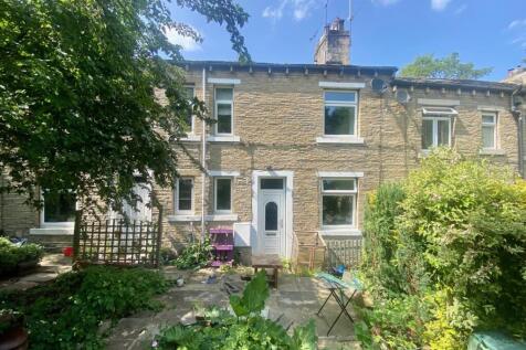 Norcliffe Lane, Halifax 2 bed cottage for sale