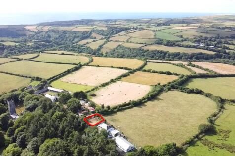 Lesnewth, Boscastle PL35 4 bed property with land for sale