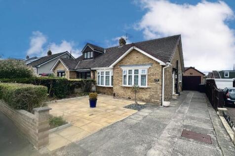 2 bedroom semi-detached bungalow for sale