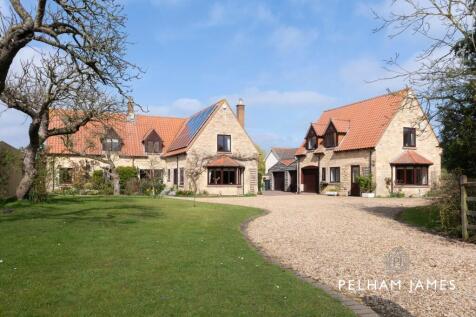 Corby Road, Swayfield, NG33 6 bed detached house for sale