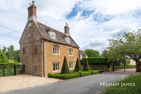 Manor Lane, Glaston, LE15 4 bed detached house for sale