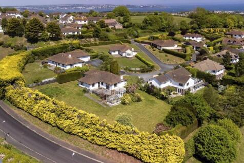 Bala Brook Close, Brixham 4 bed detached bungalow for sale