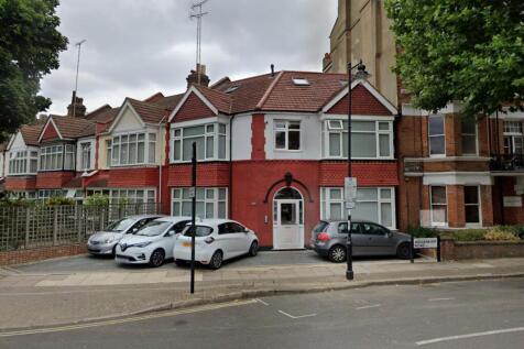 5 bedroom terraced house for sale