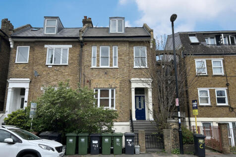 2 bedroom maisonette for sale