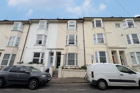 2 bedroom maisonette for sale