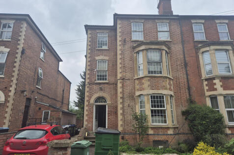 11 bedroom block of apartments for sale