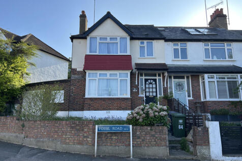 3 bedroom terraced house for sale