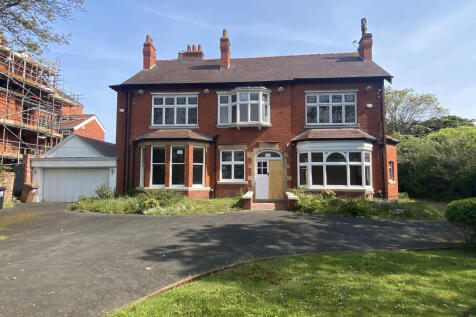 9 bedroom detached house for sale