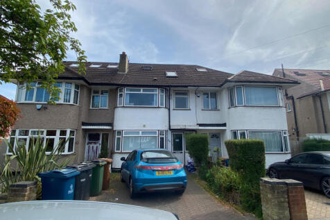 6 bedroom semi-detached house for sale