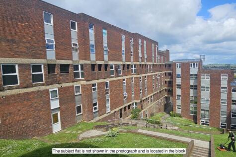 1 bedroom flat for sale